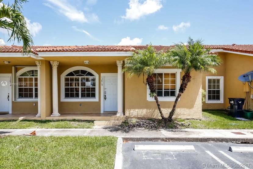 Casa en venta en 13819 SW 169th Ter, Miami, FL 33177