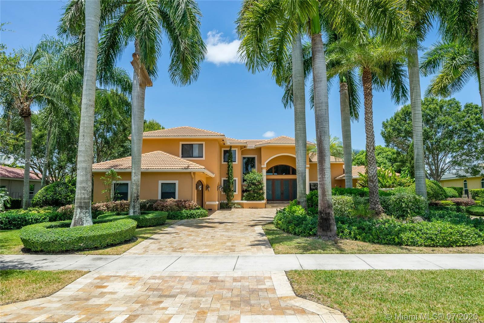 Casa en venta en 2325 SW 105th Ter, Davie, FL 33324