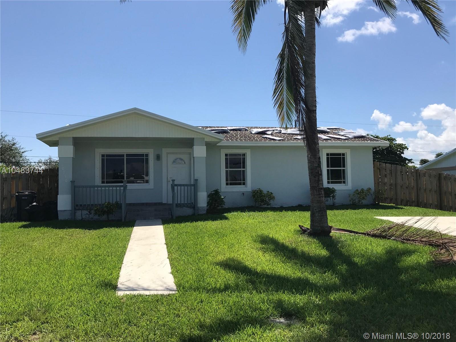 Casa en venta en 10950 SW 218th Ter, Miami, FL 33170