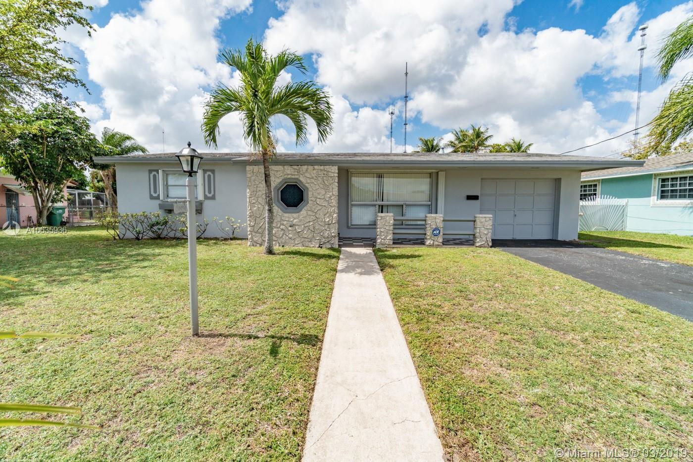 Casa en venta en 20950 NW Miami Ct, Miami Gardens, FL 33169