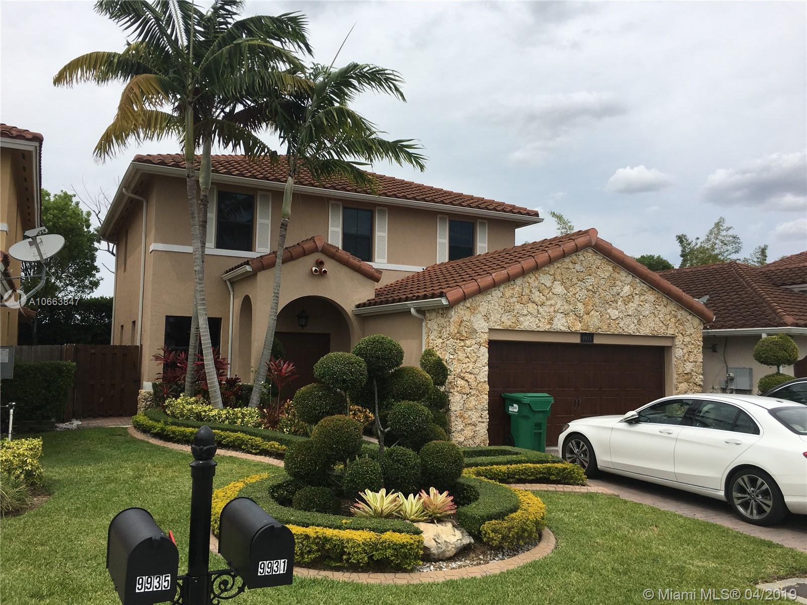 Casa En Venta En 9931 Nw 10th Ter Miami Fl 33172