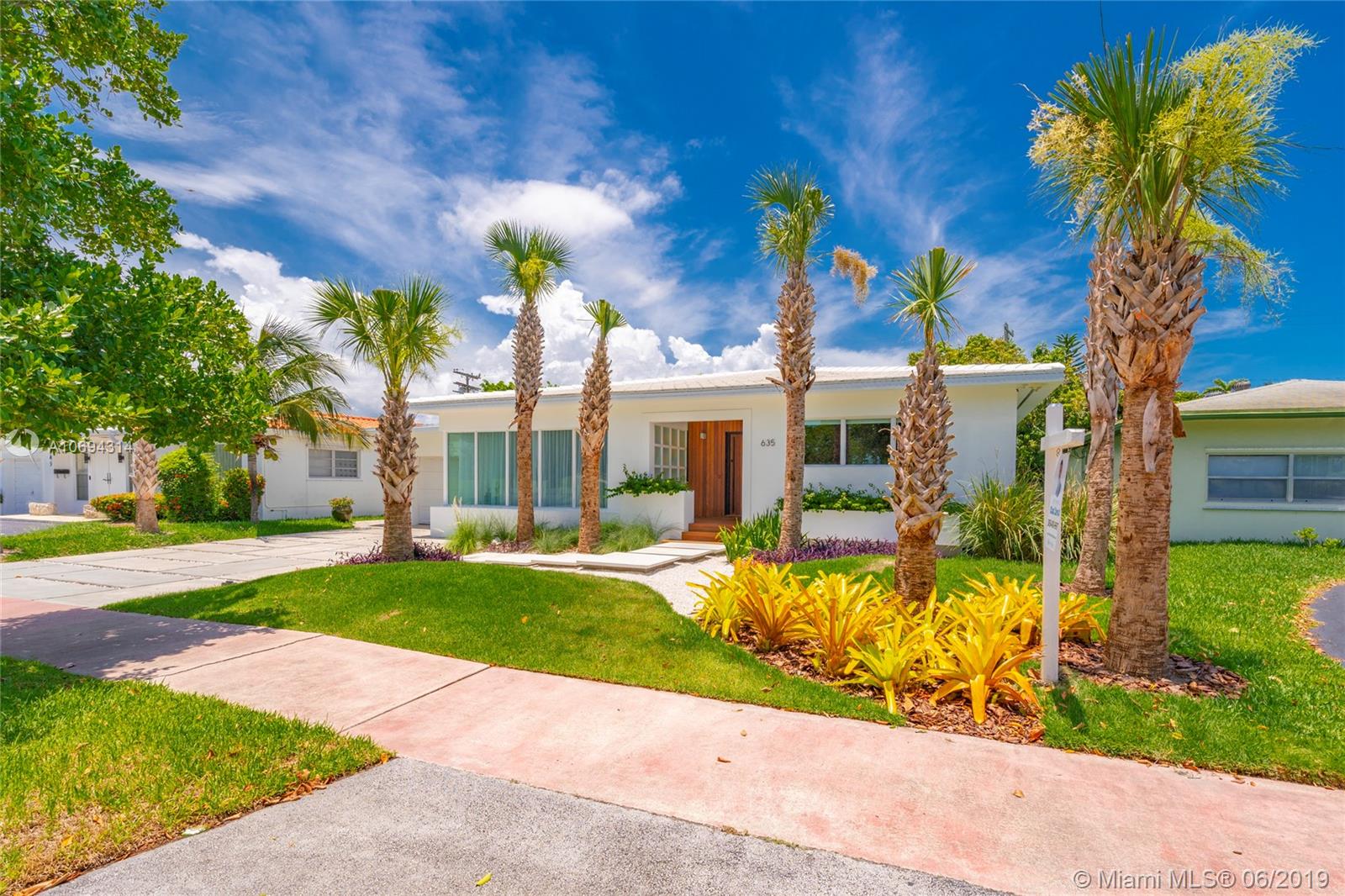 Casa en venta en 635 Fairway Dr, Miami Beach, FL 33141