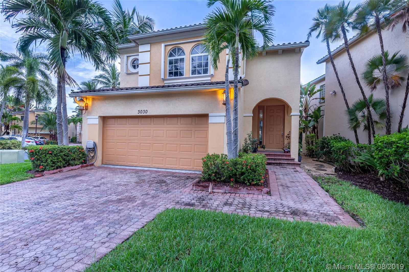 Casa en venta en 3030 NE 208th St, Aventura, FL 33180