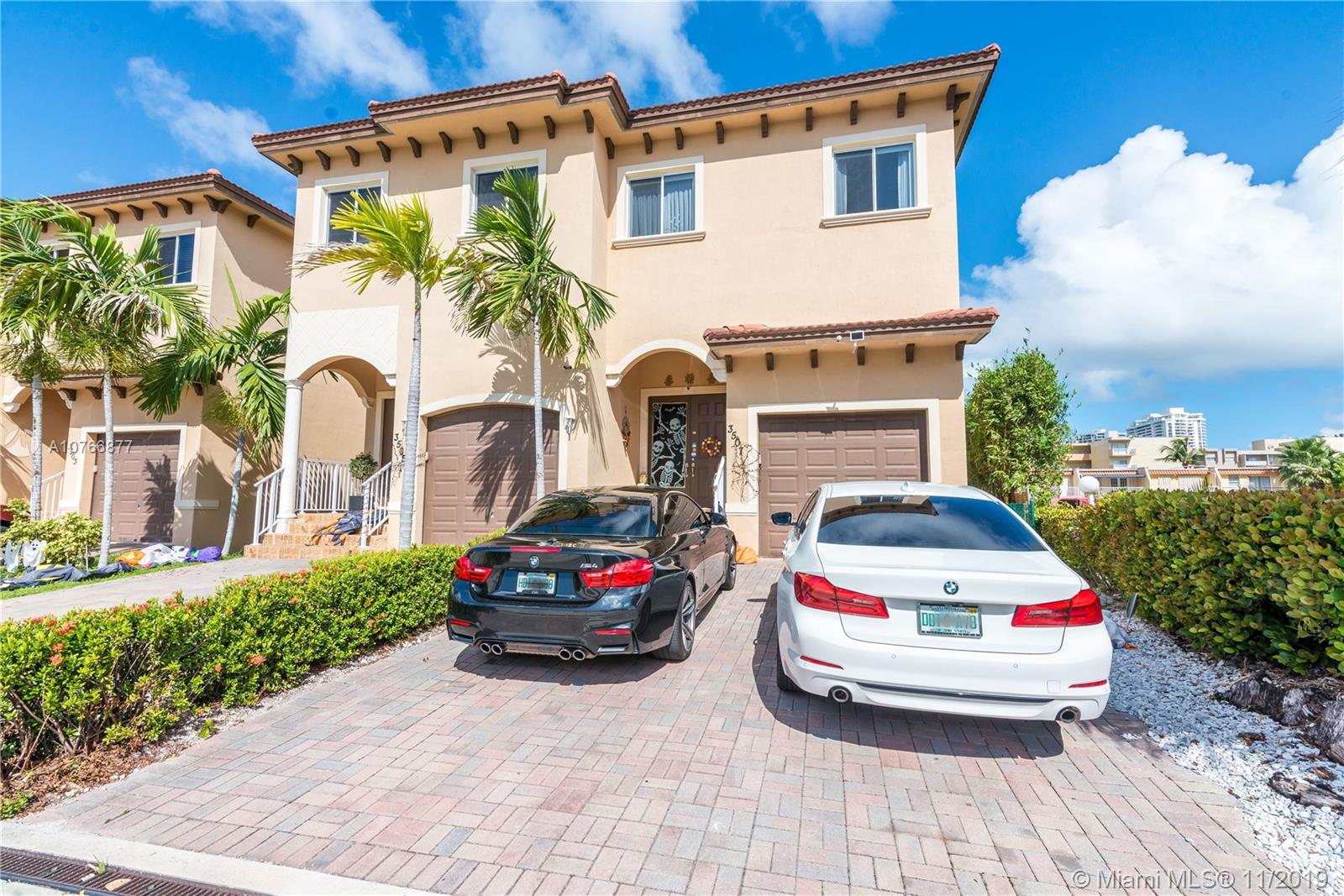 Casa en venta en 3507 NE 166th St 4, North Miami Beach, FL 33160