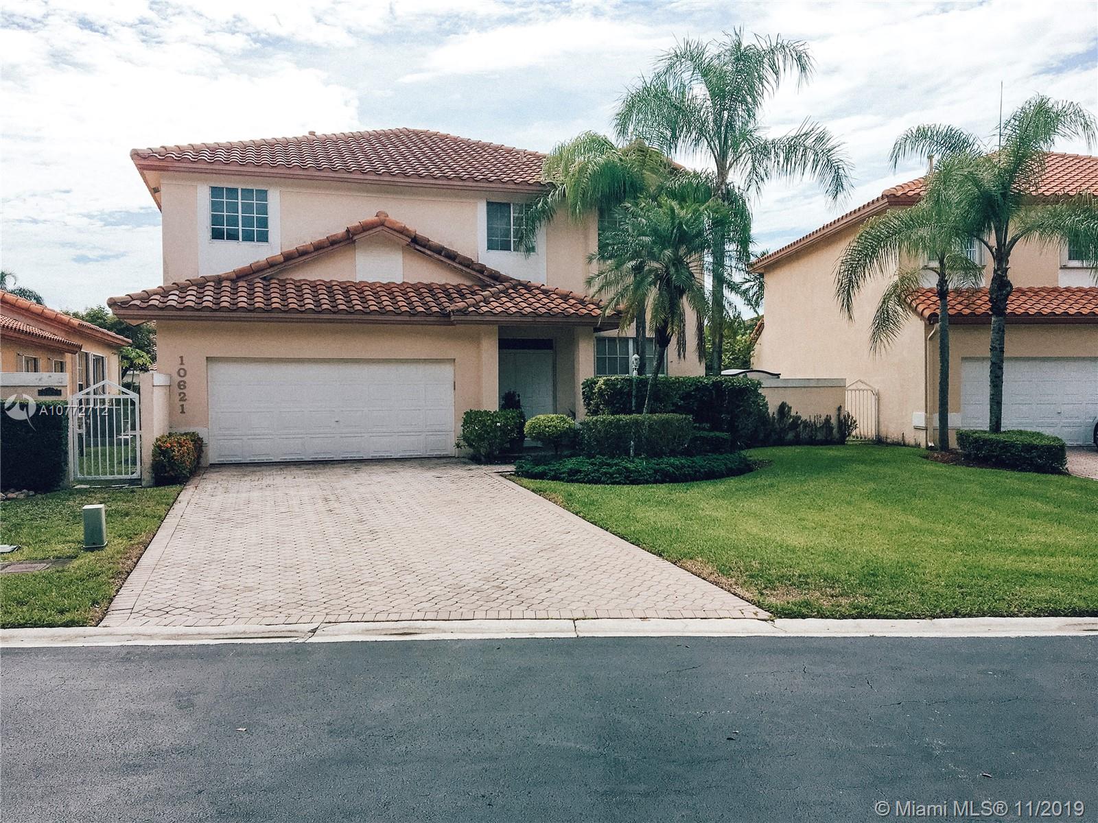 Casa en venta en 10621 NW 54th St, Doral, FL 33178
