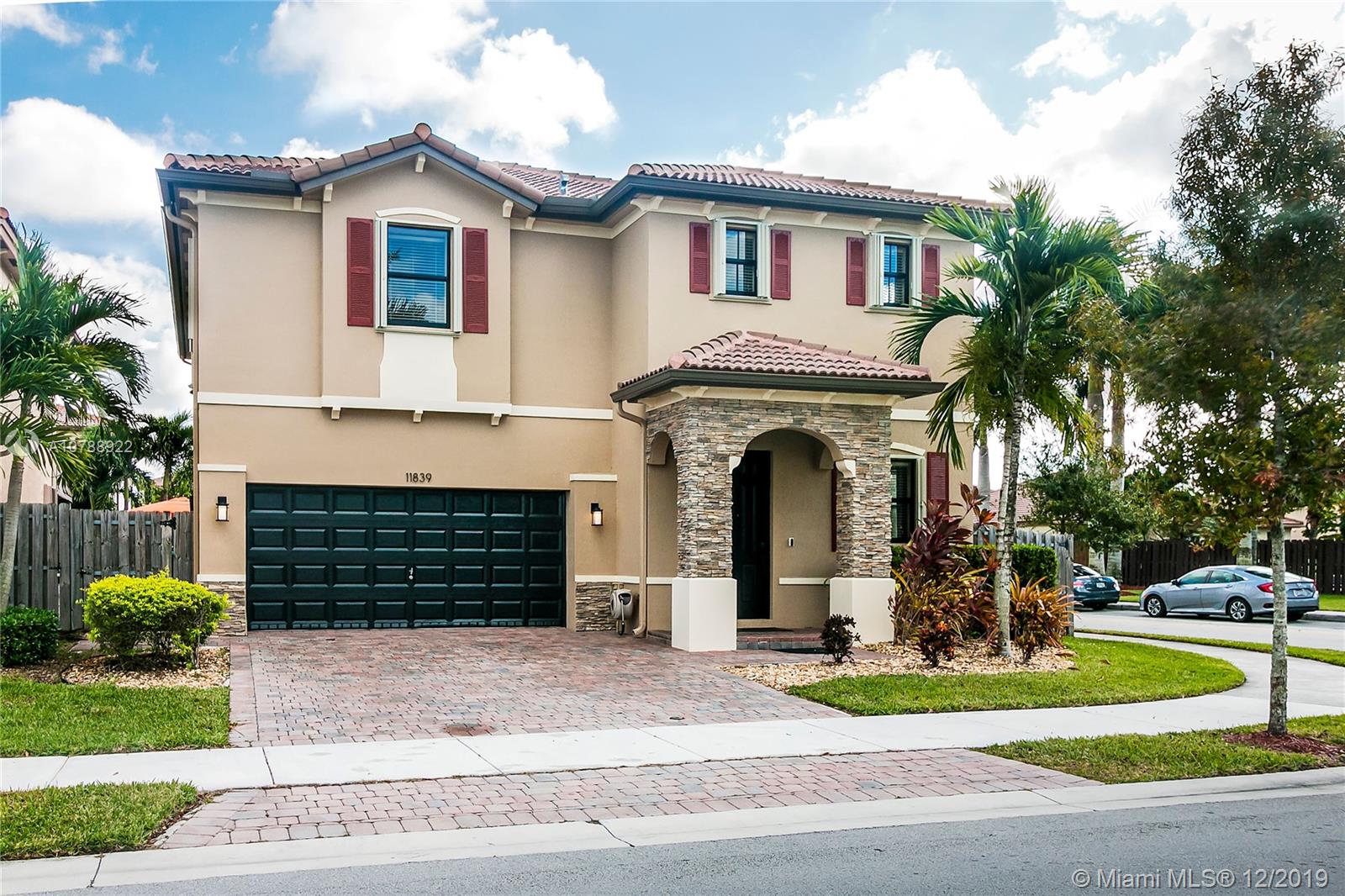 Casa en venta en 11839 SW 155th Ct, Miami, FL 33196