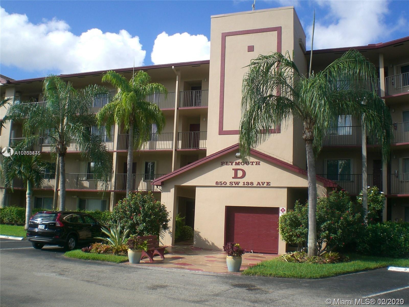 Apartamento en venta en 850 SW 138 Ave 310D, Pembroke Pines, FL 33027