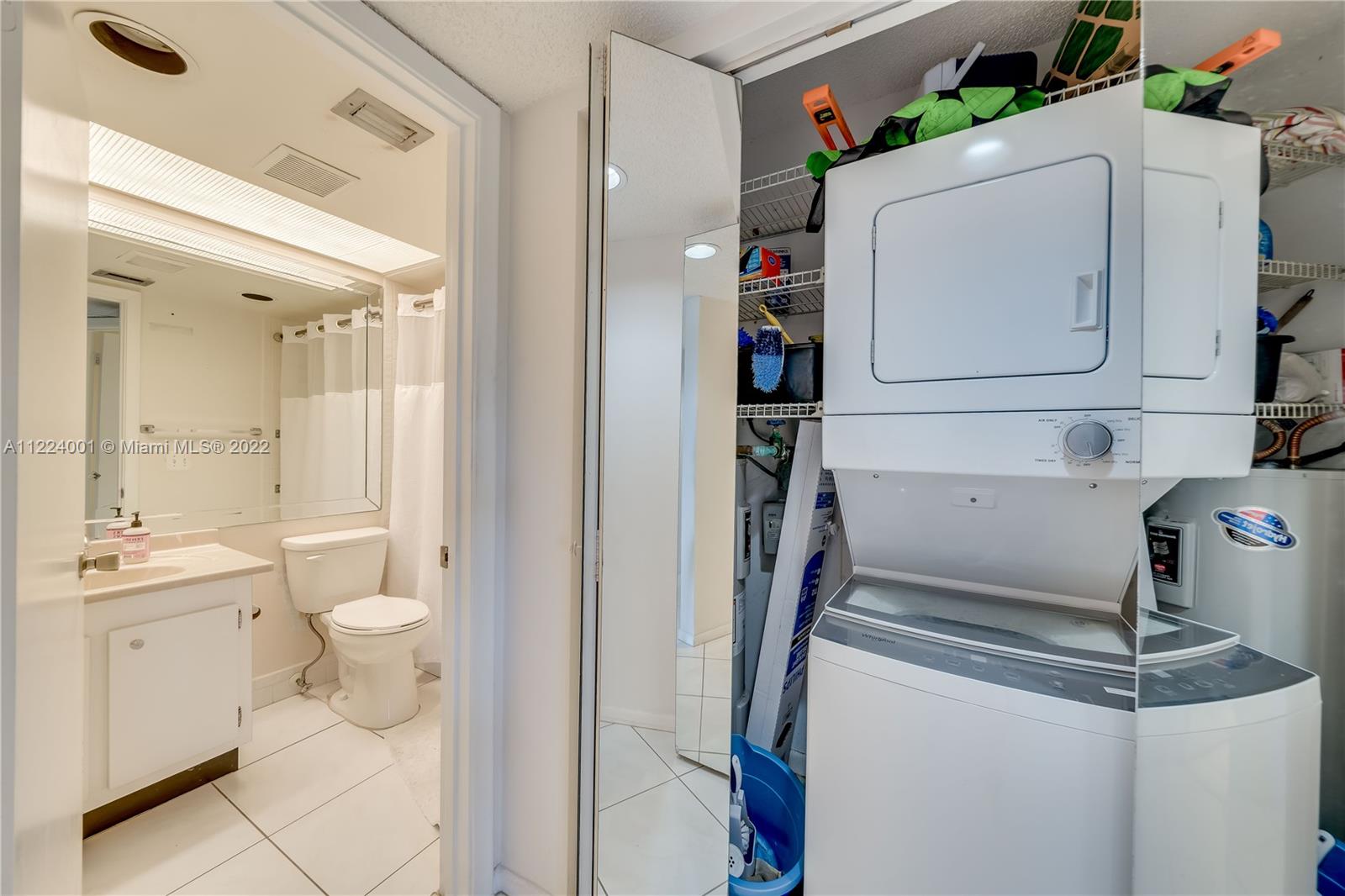 Apartamento en venta en 12800 SW 7th Ct 405G, Pembroke Pines, FL 33027