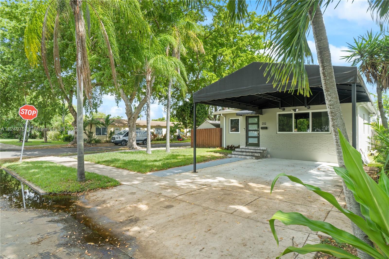 Casa en venta en 1959 plunkett, Hollywood, FL 33020