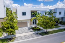 10061 NW 75th St, Doral, FL, 33178 - MLS A11265811