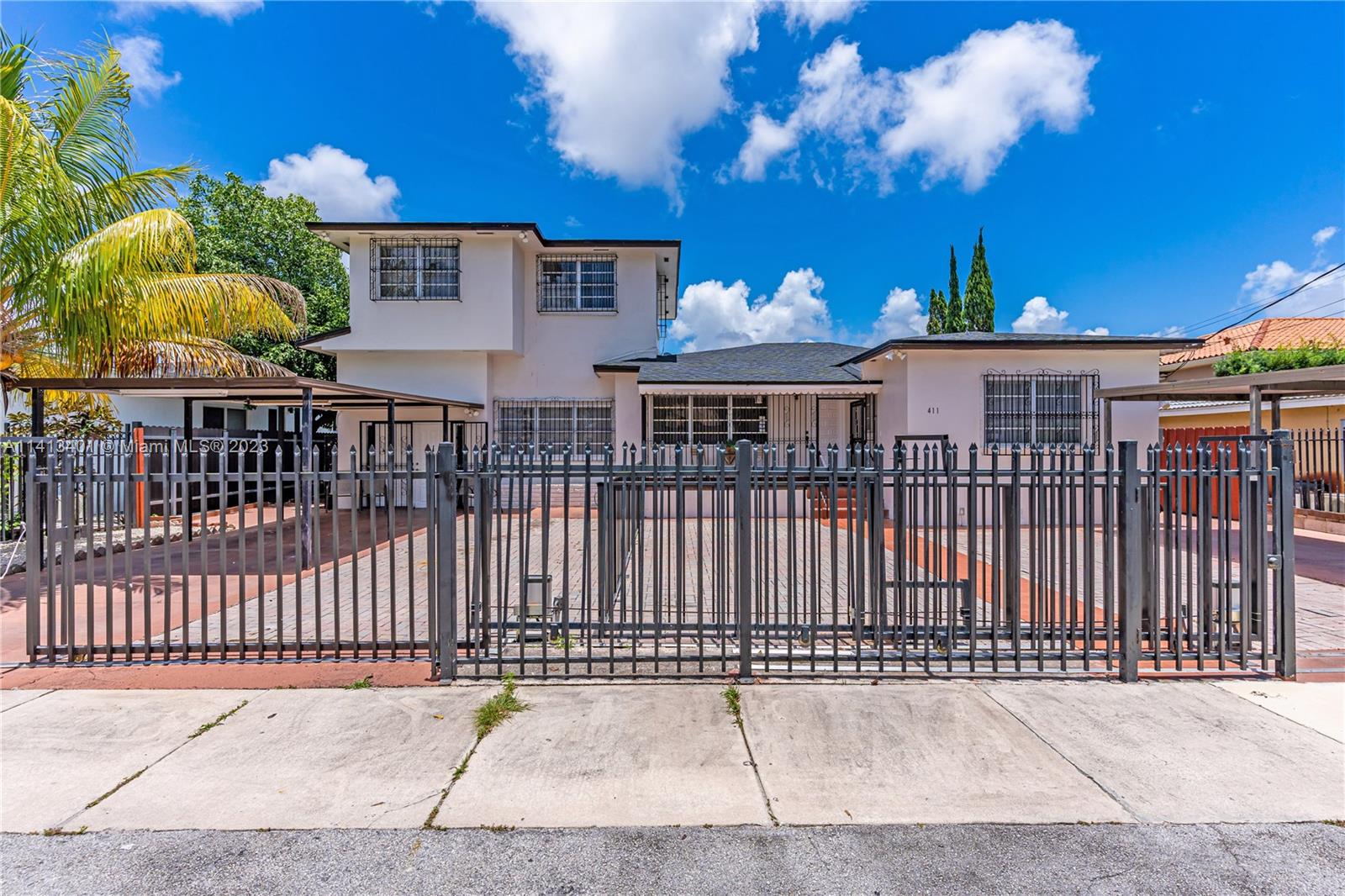 Casa en venta en 411 SW 34th Ave, Miami, FL 33135