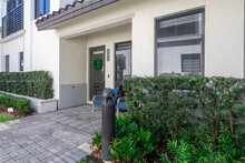 8275 NW 48th St, Doral, FL, 33166 - MLS A11452361