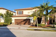 8745 NW 100th Pl, Doral, FL, 33178 - MLS A11724711