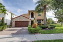 10040 NW 10th St, Miami, FL, 33172 - MLS A11825832