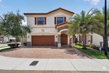 8895 NW 100th Pl, Doral, FL, 33178 - MLS A12004062