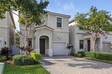 658 NE 193rd Ter, Miami, FL, 33179 - MLS A12054077
